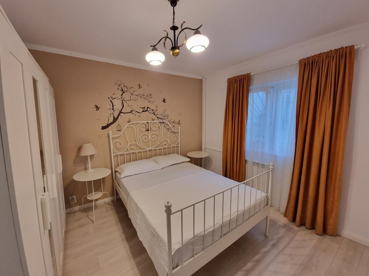 Apartments In The Aviatiei Area On 부쿠레슈티 외부 사진
