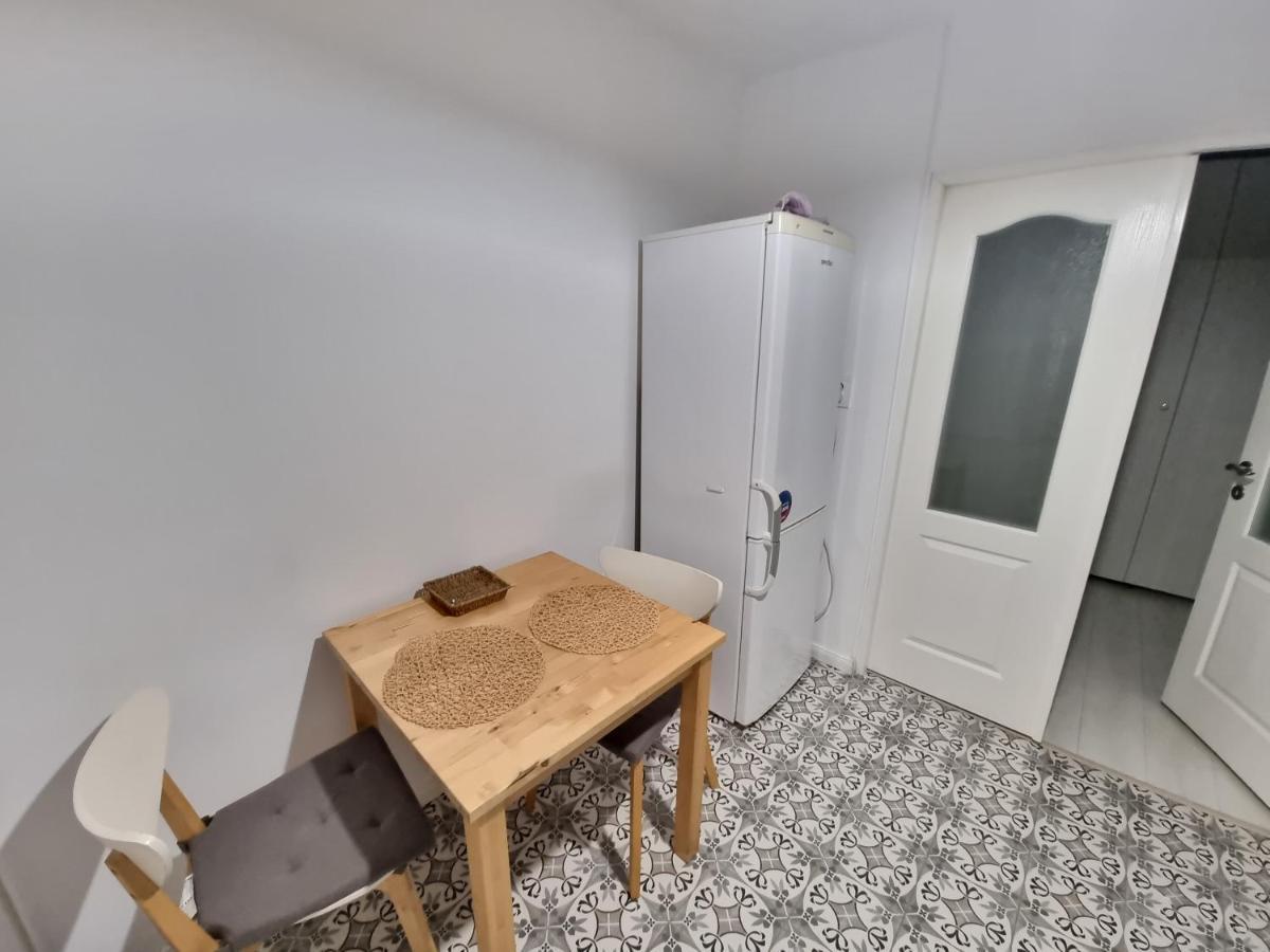 Apartments In The Aviatiei Area On 부쿠레슈티 외부 사진